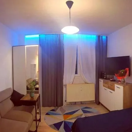 At Sarah's Daire Trier